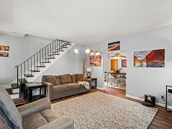 3rd image of 342 Valley St