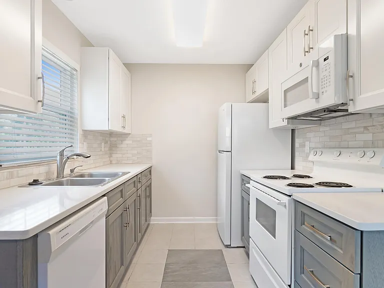840 Center Ave #91 — Photo 5