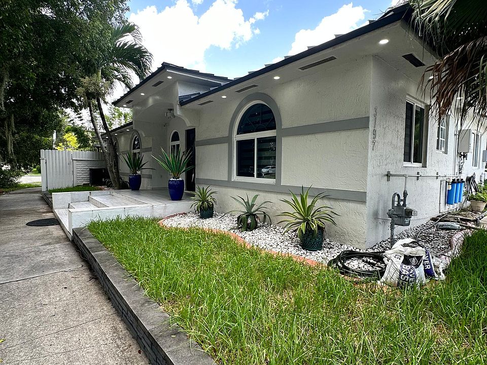 3197 W 79th Pl, Hialeah, FL 33018 Zillow