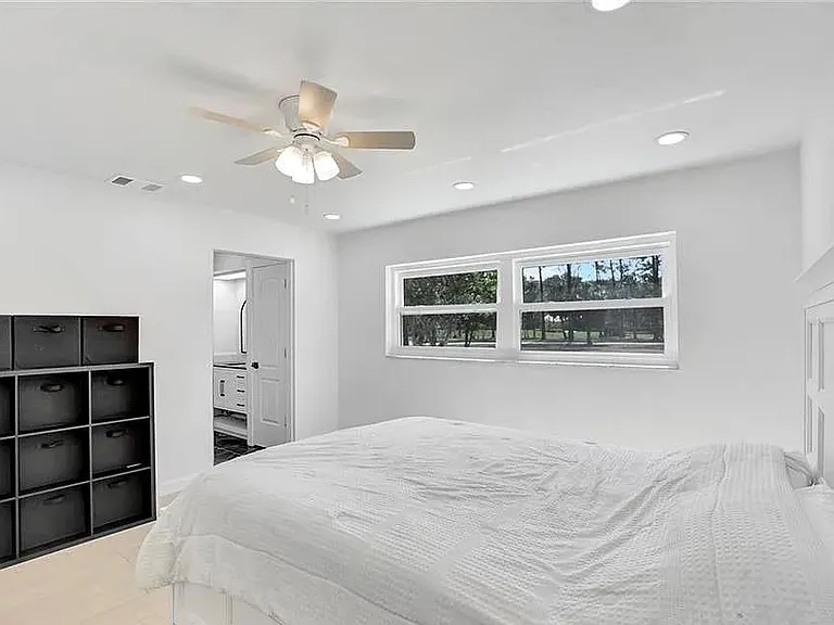 4500 1st Ave NW — Photo 5