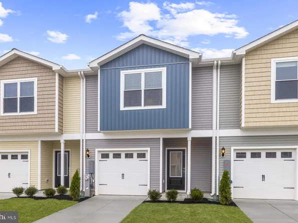 8124 Bartholomew Ct, Baltimore, MD 21206