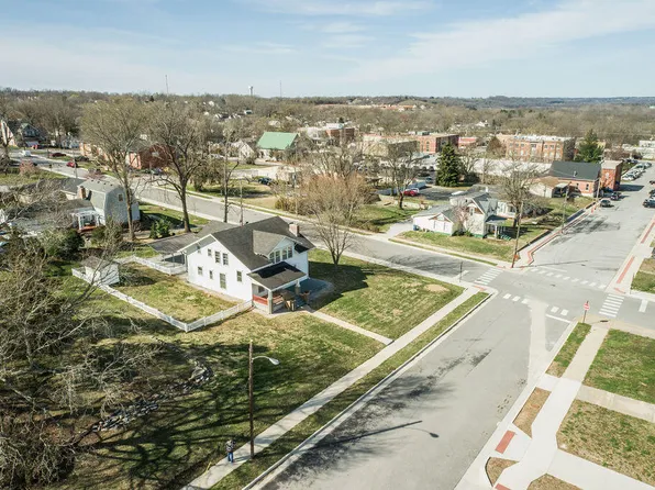 402 E Church Street, Ozark, MO 65721