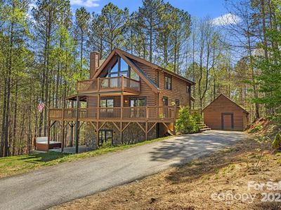 447 Hidden Lake Pkwy, Nebo, NC, 28761