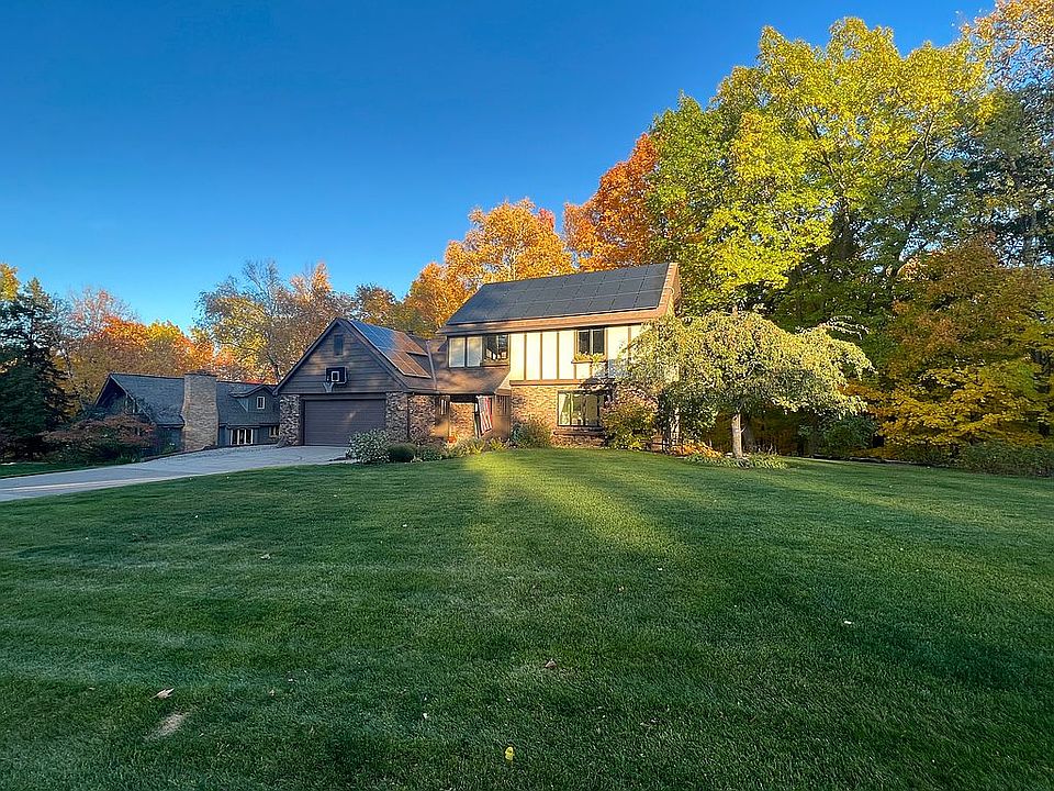 1041 Allouez Rd, Marquette, MI 49855 Zillow