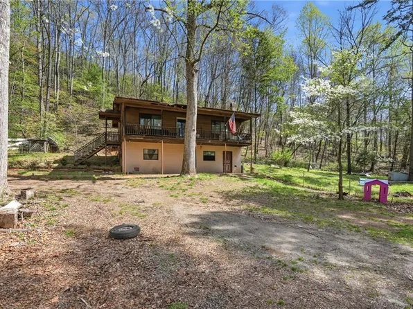 118 Titus Valley Rd, Hiawassee, GA 30546