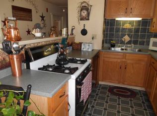 23 Rines Rd, Sanbornville, NH 03872