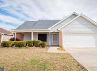 223 Wynfield Ln, Bonaire, GA