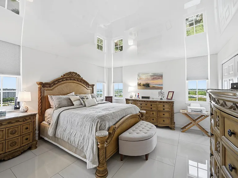 4015 W Palm Aire Dr #1001 — Photo 19