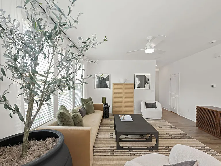 Affinity at Hudson — Photo 11