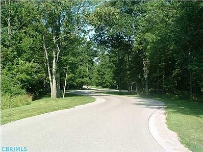 1st image of 480 Trillium Dr