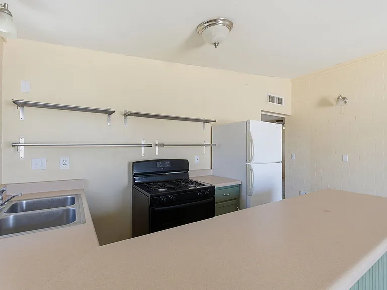 3226 E Bermuda St #1 — Photo 12