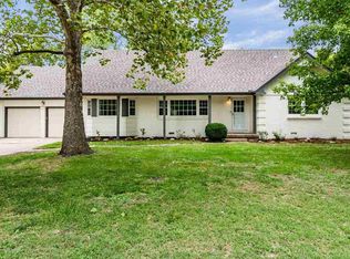 5718 E 41st St N, Wichita, KS 67220