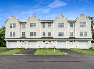 22 Pearson Way, Epping, NH 03042