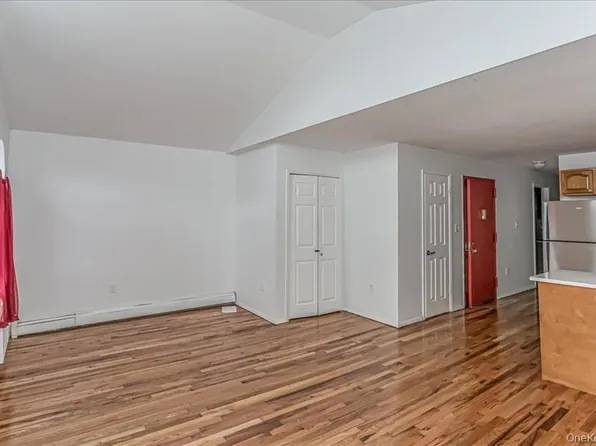 94-86 218th Street image 4 of 19