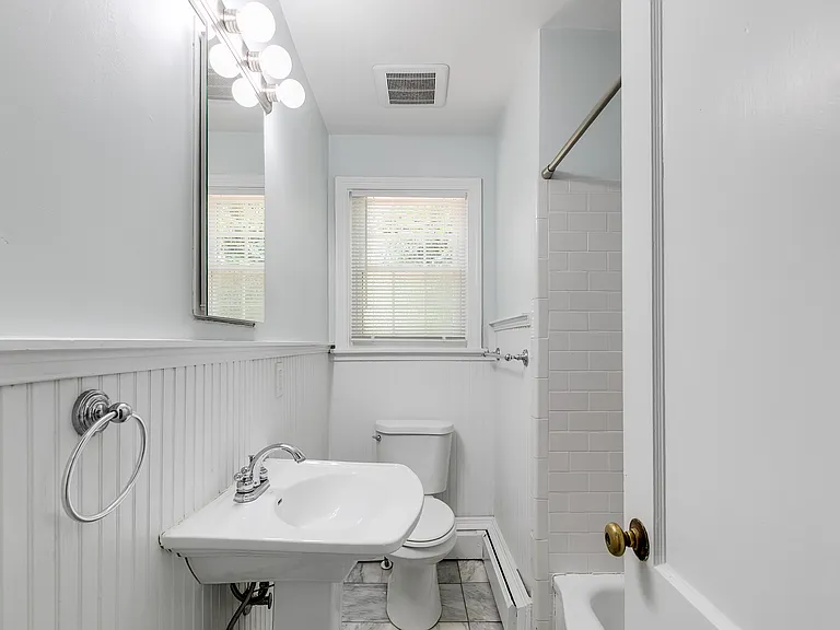 1000 Pepper Ave — Photo 10
