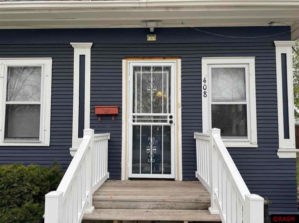 408 Park St S, Fairfax, MN 55332