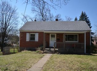 120 Pickwick Dr, Bethel Park, PA 15102