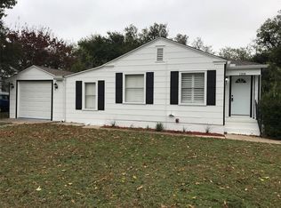 1208 Glenwick Dr, River Oaks, TX 76114