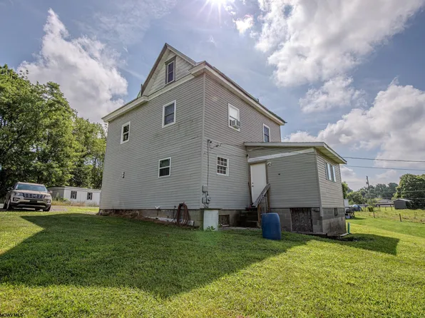 847 Bethel Rd, Morgantown, WV 26501