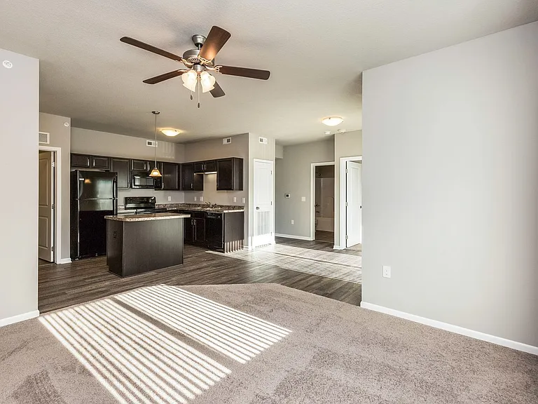 2314 E Porter Ave — Photo 34