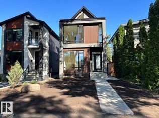 7928 97th Ave NW, Edmonton, AB T6C2B7