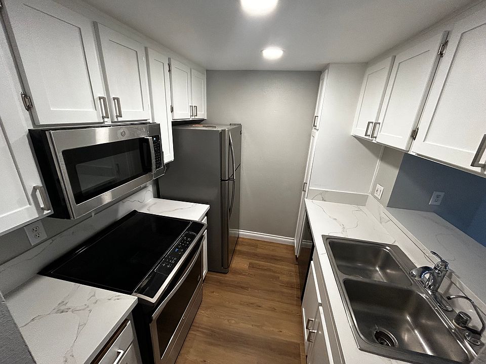 1st image of 4767 35th St APT 5