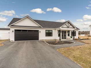 17 Wine Time Cir, Lisbon, ME 04250