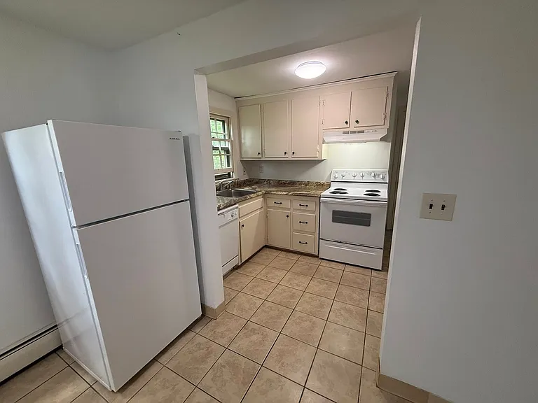 71 Loveland Hill Rd — Photo 6