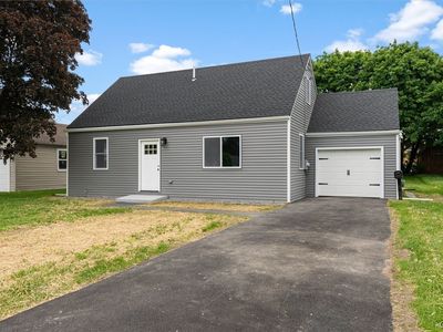 19 Grover St, East Syracuse, NY, 13057