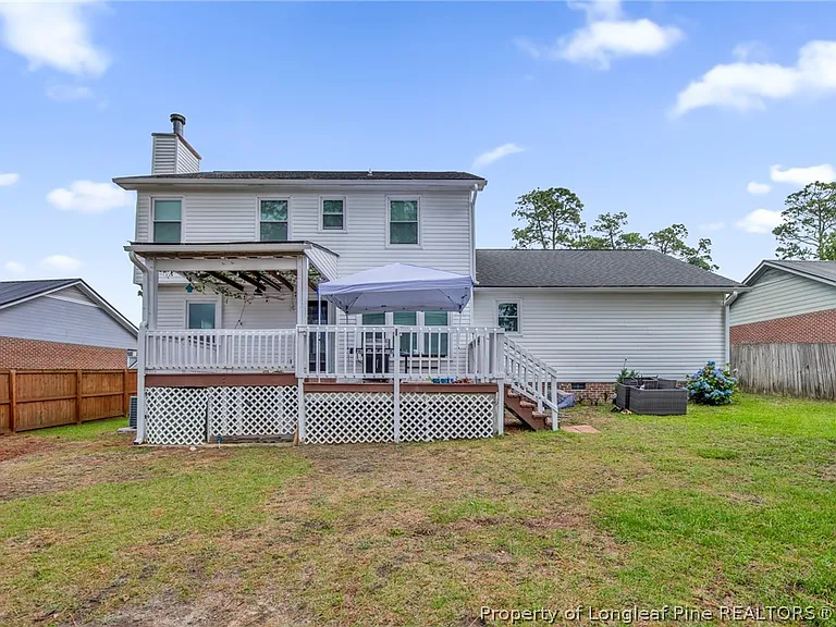 1928 Daphne Cir — Photo 31