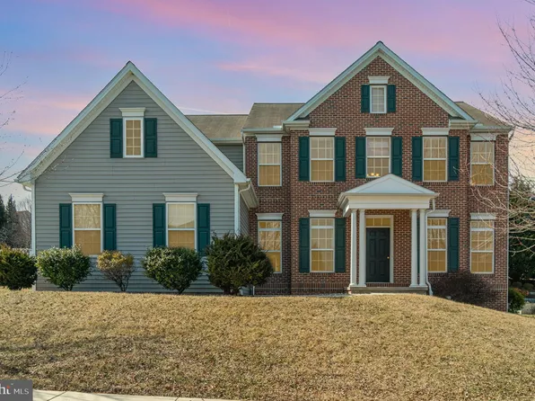 2765 Meadow Cross Way, York, PA 17402