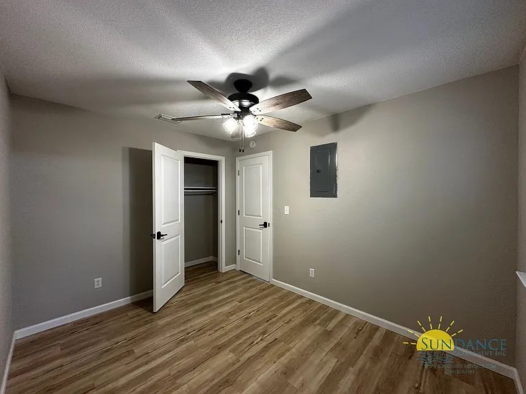 110 Hawkins Rd #B — Photo 10