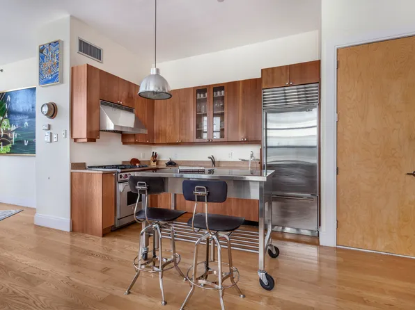 42 Main Street image 3 of 7