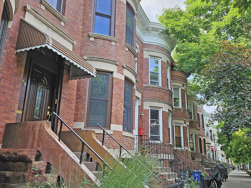 1st image of 1668 10th Ave #1