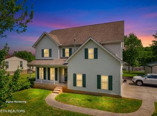 904 Chris Rd, Strawberry Plains, TN 37871