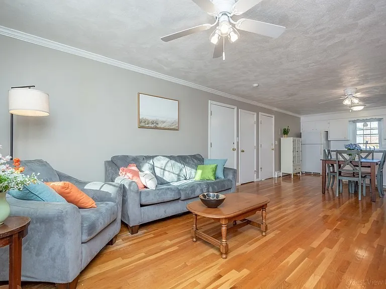 132 Parker St #6-I — Photo 2