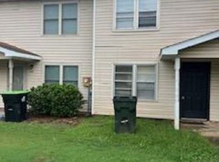 213 Woodcrest Cir APT C, Warner Robins, GA 31093