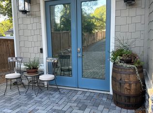 403 Alexander Cir SE #100, Marietta, GA 30060