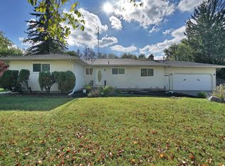 3318 Long St, Burton, MI 48519