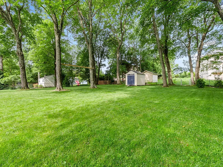 5208 Lindsay St — Photo 30