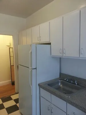 Rented by Cooper Real Estate | media 15