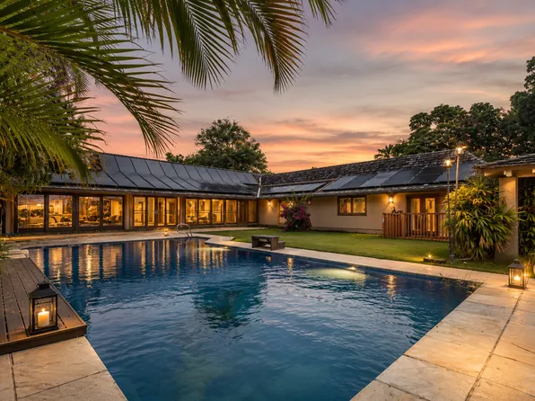 1135 Kaimoku Pl, Honolulu, HI 96821