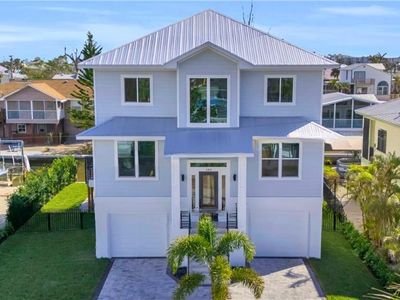 180 Flamingo ST, Fort Myers Beach, FL, 33931
