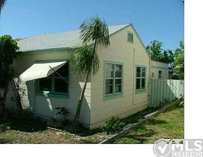 1st image of 1728 7th Ave N