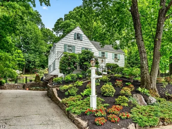 15 Afterglow Ave, Verona Twp., NJ 07044