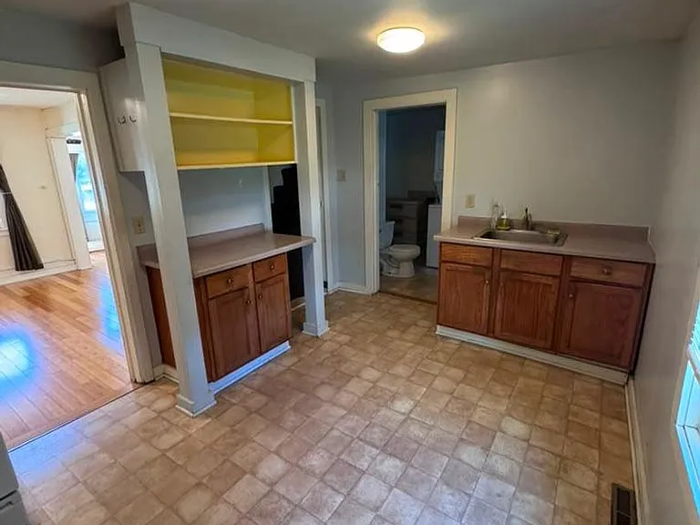 734 Jenifer St — Photo 7