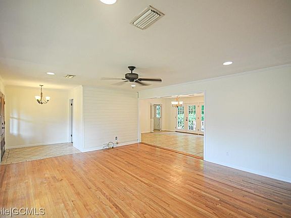 4th image of 4118 Highpoint Dr S