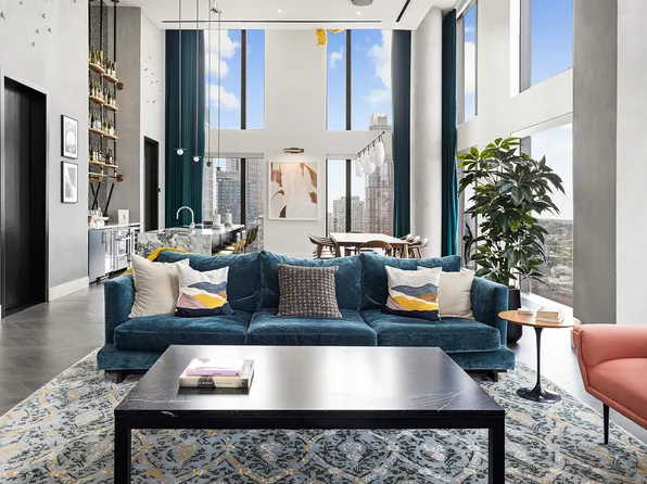 11 Hoyt Street image 7 of 13