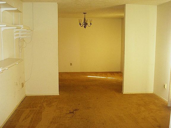 3rd image of 8215 Stagewood Dr