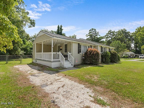 3rd image of 406 Decatur Road